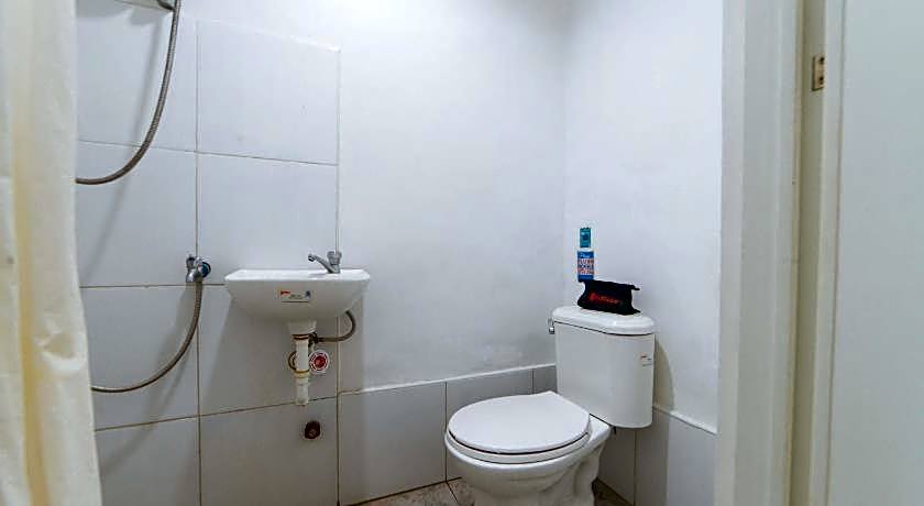 RedDoorz @ Plaza Jaro Iloilo