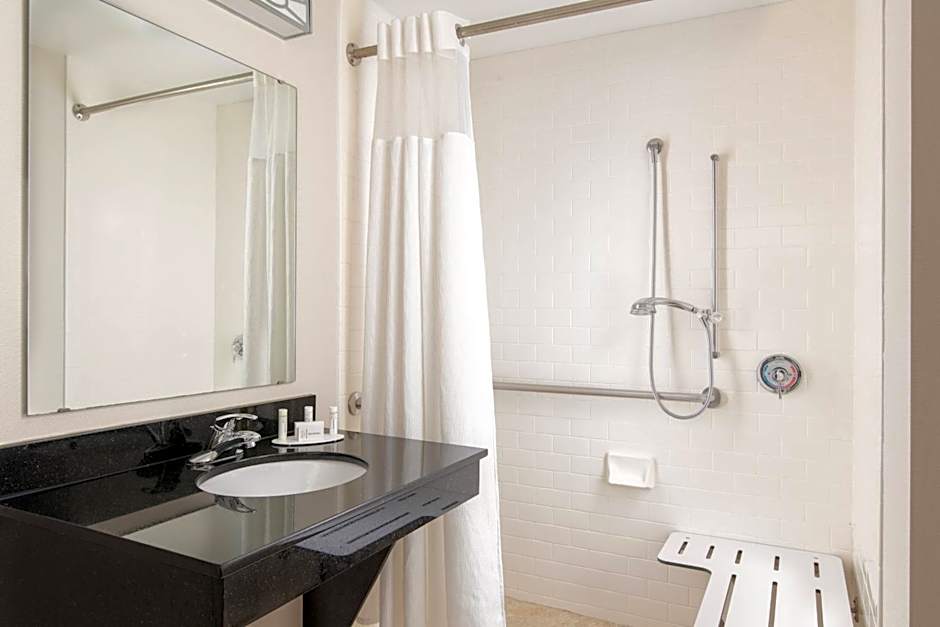 Fairfield Inn & Suites by Marriott Chattanooga I-24/Lookout Mountain