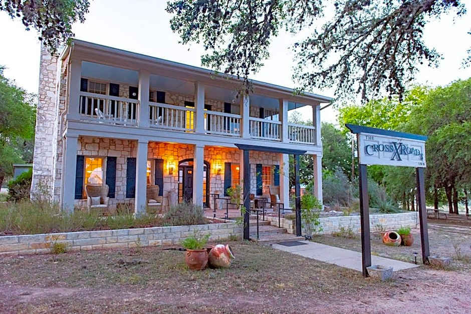 CHANTILLY LACE COUNTRY INN - BED AND BREAKFAST - ADULT ONLY