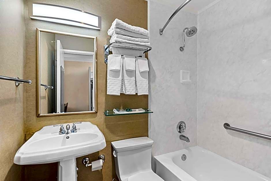 Best Western University Lodge