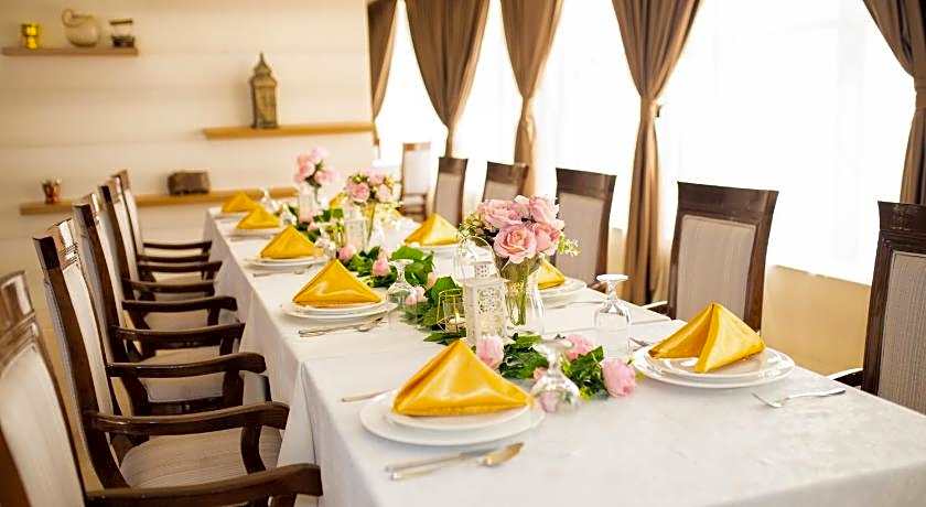 Ewan Ajman Suites Hotel