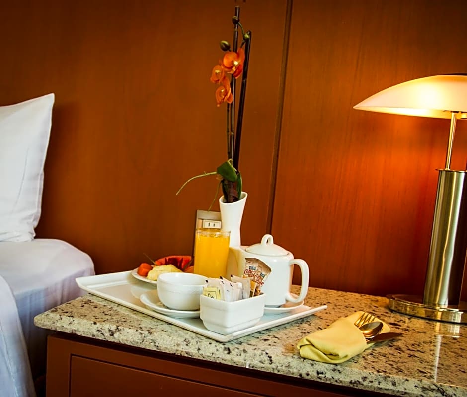 Holiday Inn Puebla Finsa By IHG