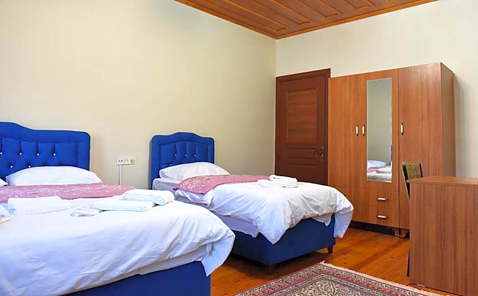 ÖZ Butik Otel Antik Kent Myrleia