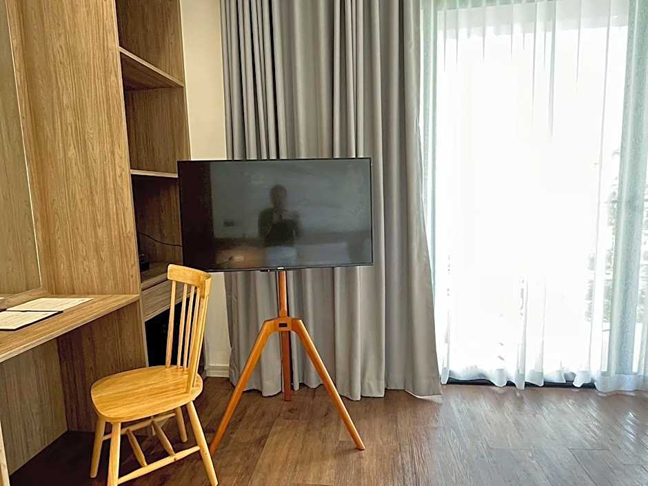 Shanti-Retreat Hotel