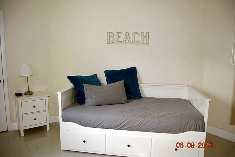 Ocean Reserve Piso 7 STR-310