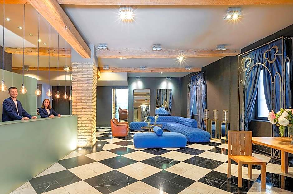 Pamplona Catedral Hotel