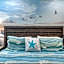 TRUE BLUE-Coastal cottage-3 min walk to beach! POOL!