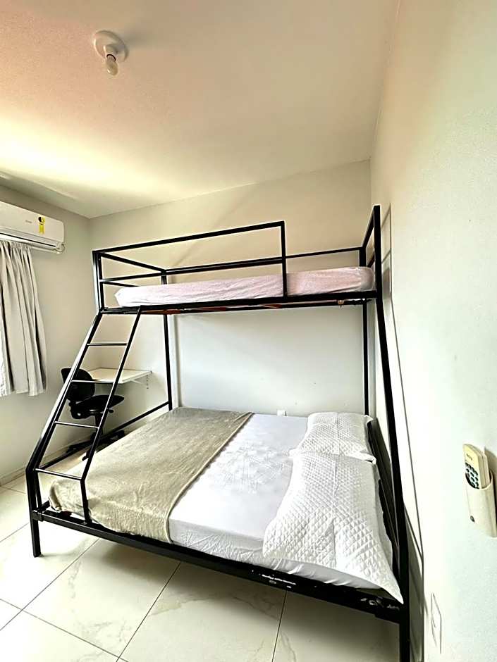 Seu refúgio paradisíaco a apenas 330 metros do mar TUB