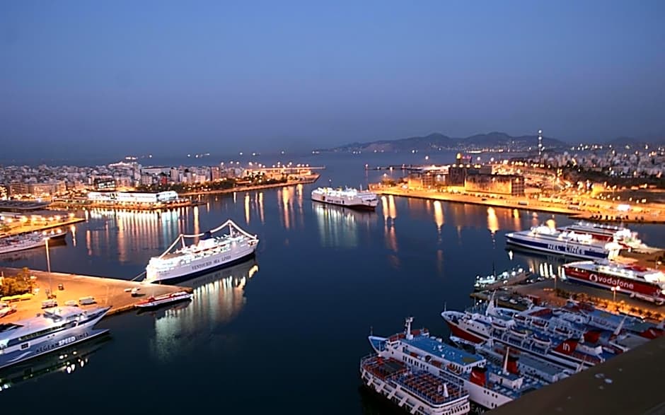 Piraeus Premium Suites