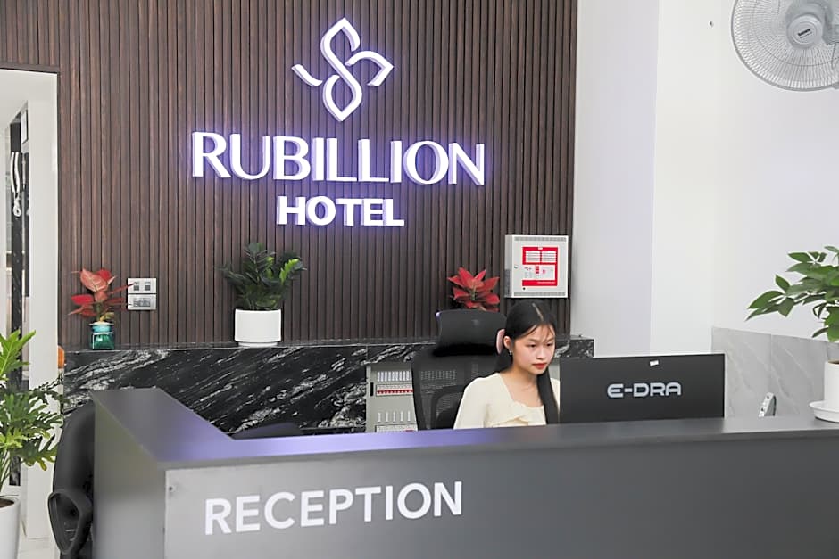 Rubillion Hotel - Vinh — 33 fotoğraftan 1. fotoğraf