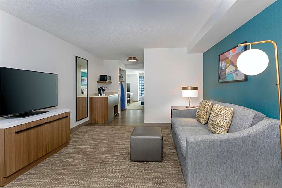 Hilton Garden Inn Buffalo Airport