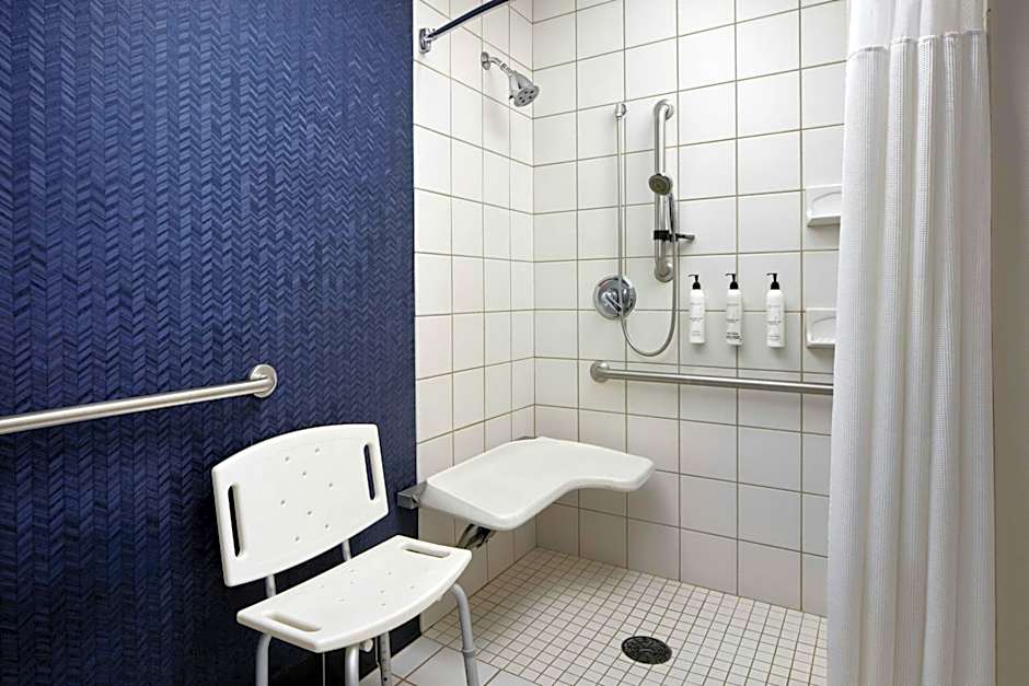 Fairfield Inn & Suites by Marriott Brunswick