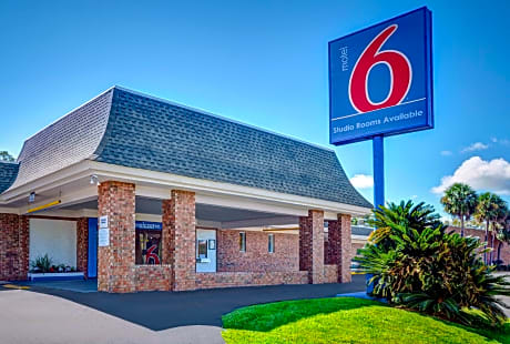 Motel 6-Tallahassee, FL - Downtown