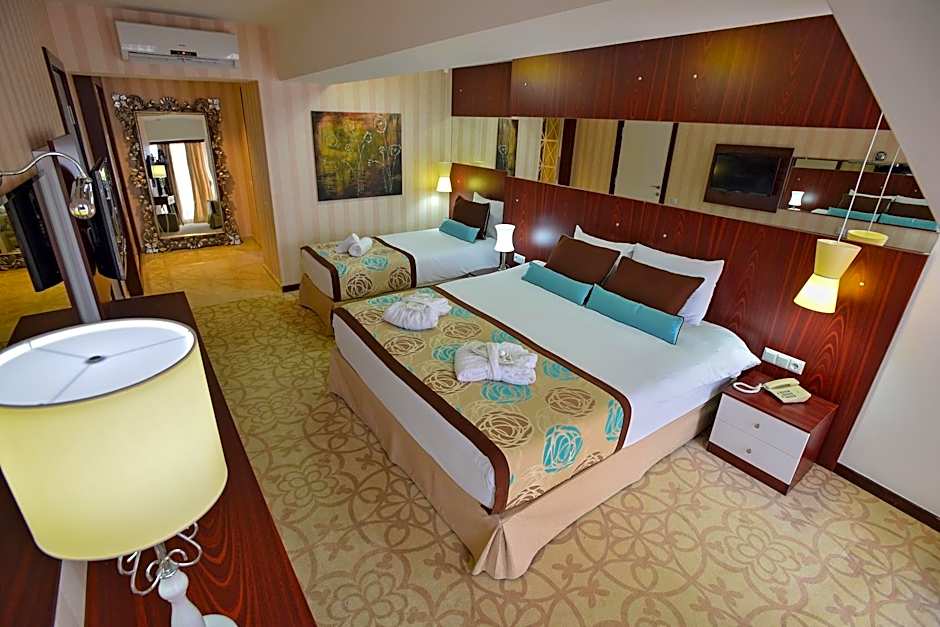 Hotel Izgrev Spa & Aquapark