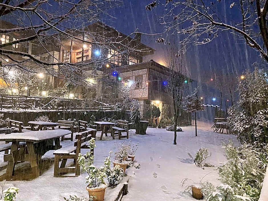 Kaf Dağı Konak Hotel