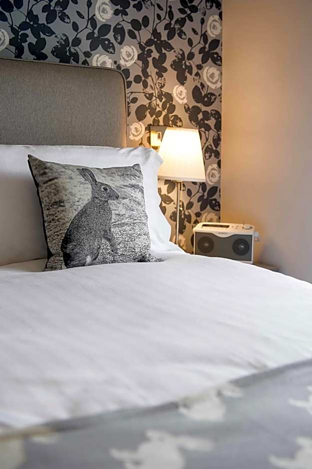 The Hare and Hounds, Levens