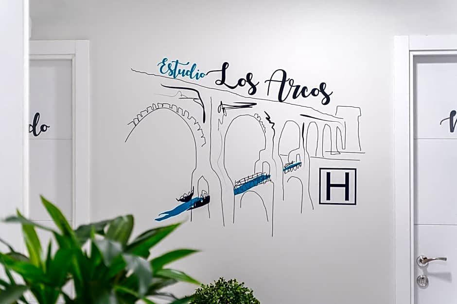 Estudios los Arcos
