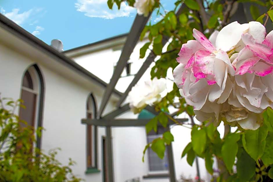 The Pier Lodge Bed And Breakfast