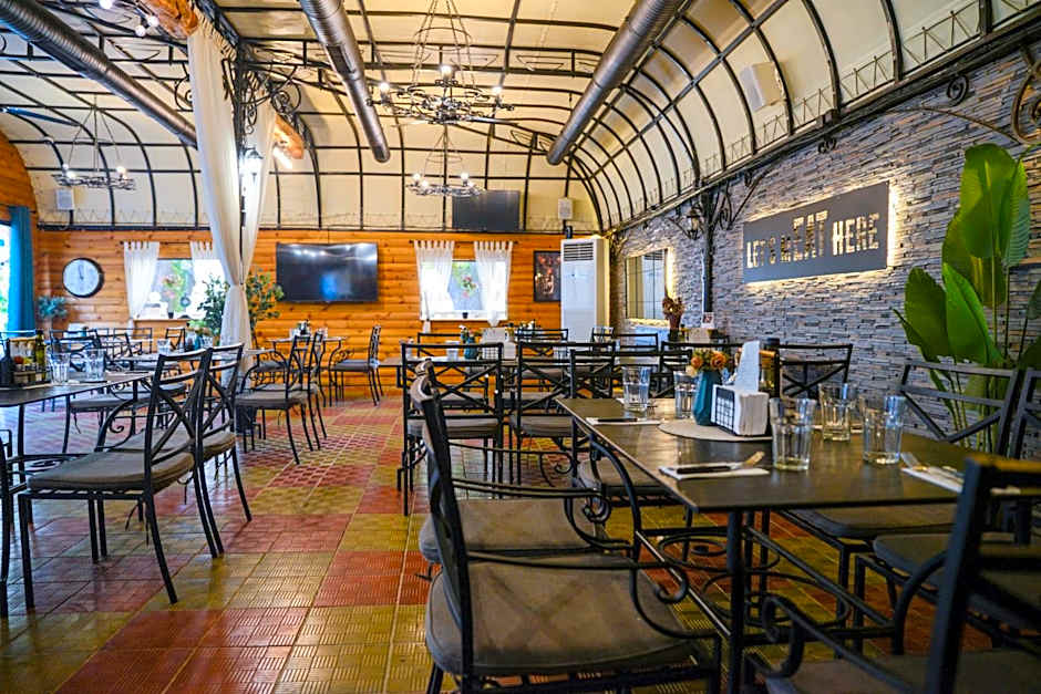 City House Family Hotel & Restaurant