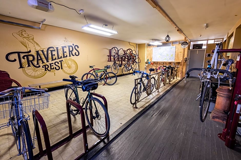 Traveler's Rest Hotel