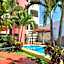 Hotel y Suites Los Encantos