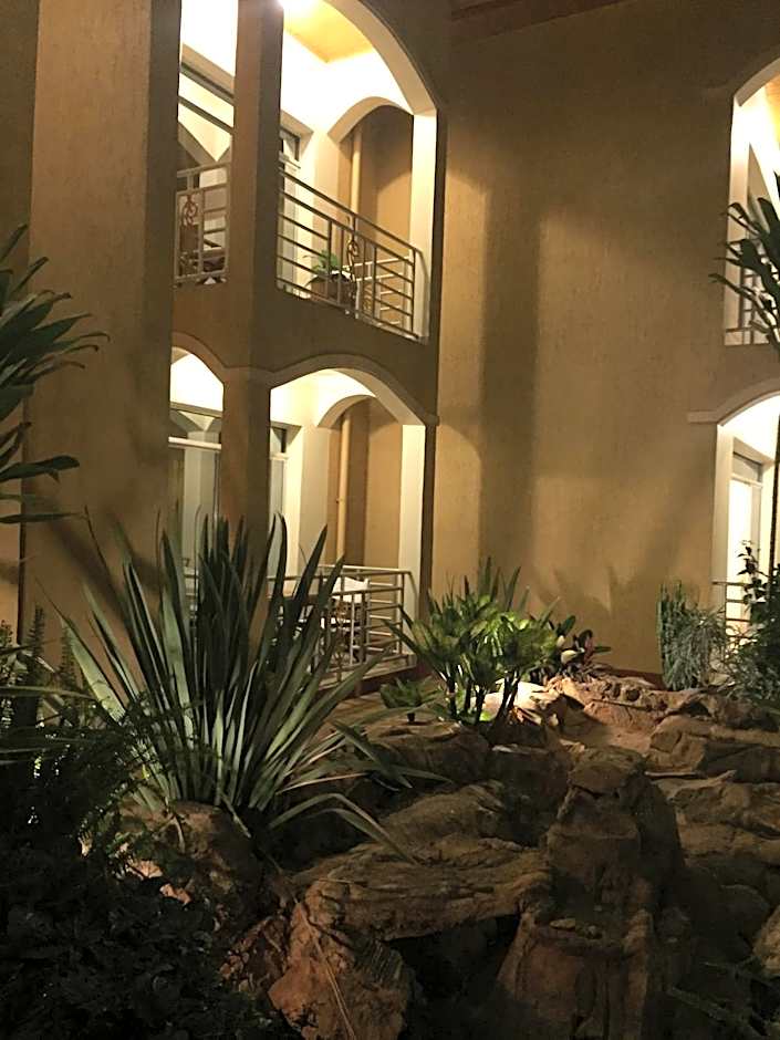 Heaven Restaurant & Boutique Hotel