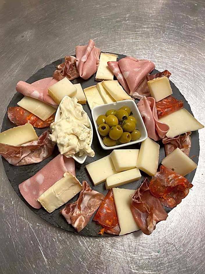 HUMAN HOTEL RESIDENCE ex esparrus