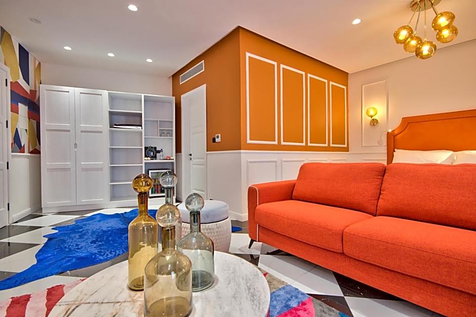 HOLM Boutique & SPA - IK Collection