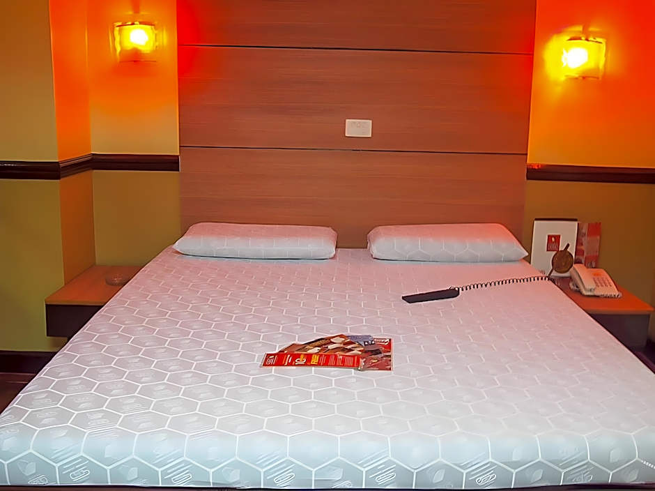 Hotel Sogo Aurora Blvd - Cubao