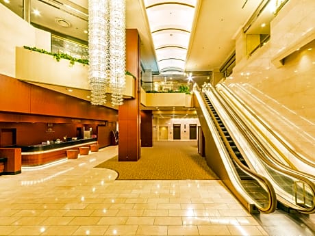 The Crown Palais New Hankyu Kochi