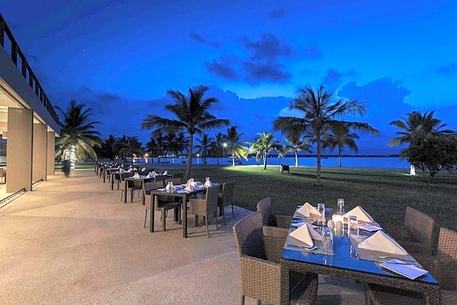 Amaya Beach Passikudah