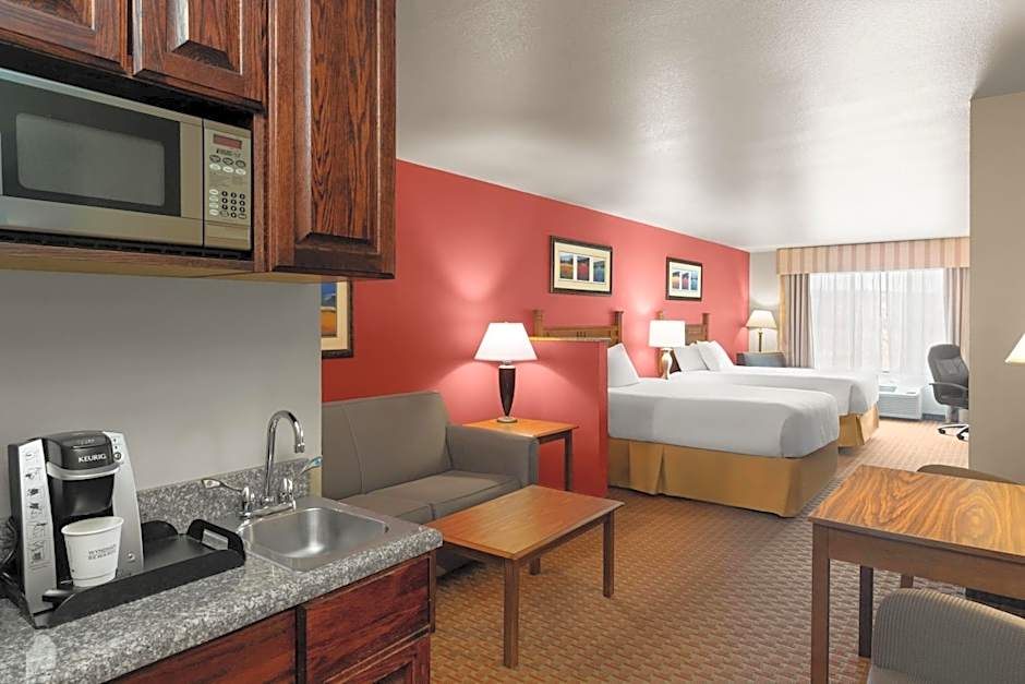 Baymont Inn & Suites by Wyndham Sturgis