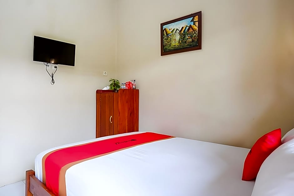 RedDoorz @ Jalan Parangtritis