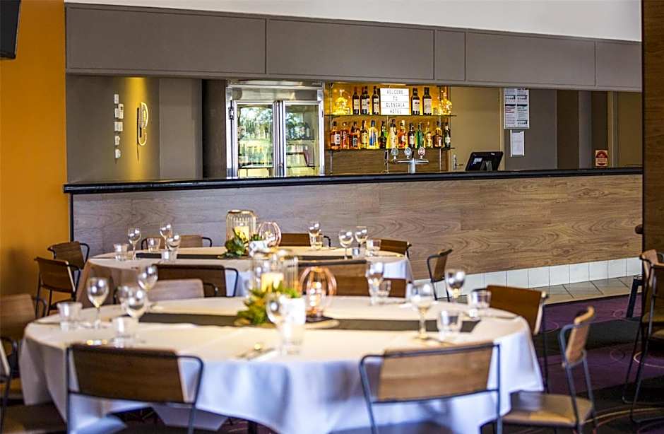 Nightcap at Glengala Hotel