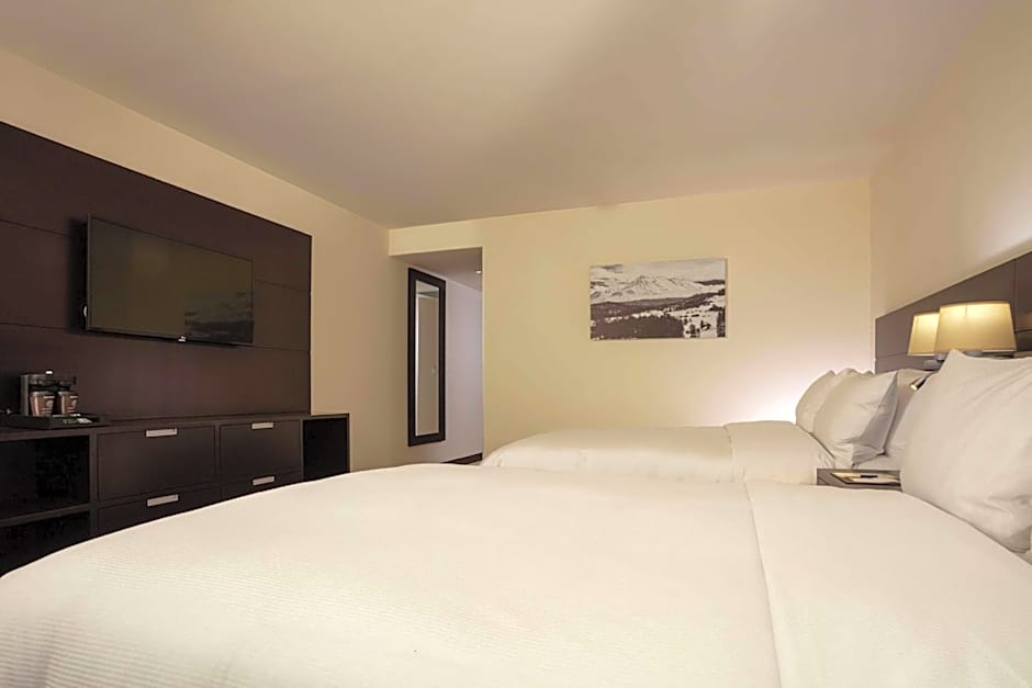 DoubleTree by Hilton Toluca