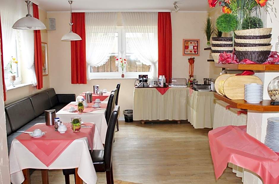 Arador-City Hotel