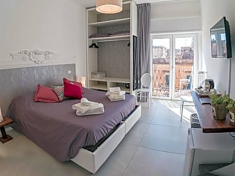 Double or Twin Room with City View