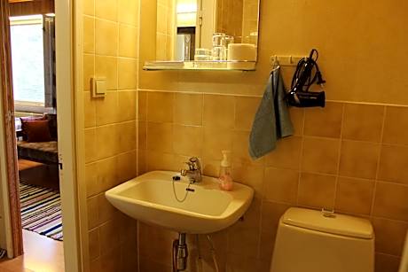 Comfort Triple Room with Shower