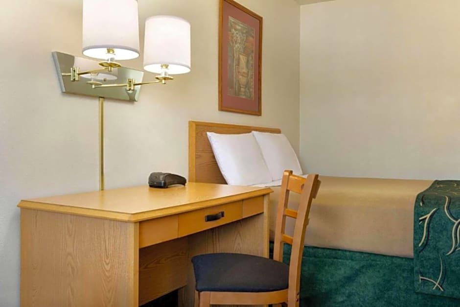 Travelodge by Wyndham Yampa