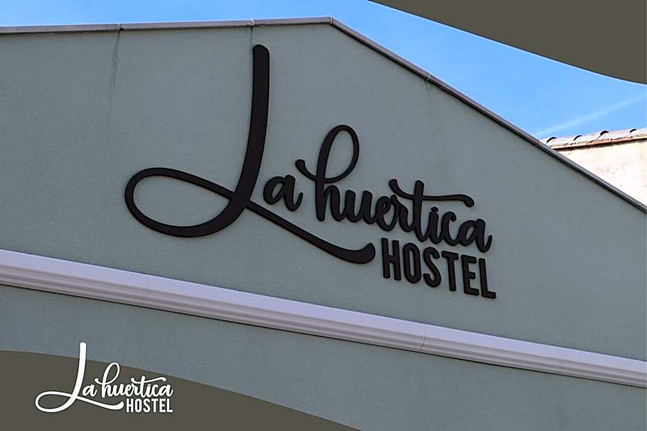 Hostel La Huertica