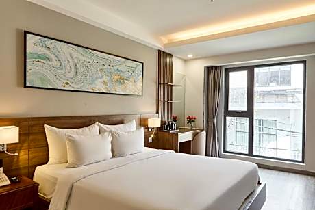 Premier Double Alley View