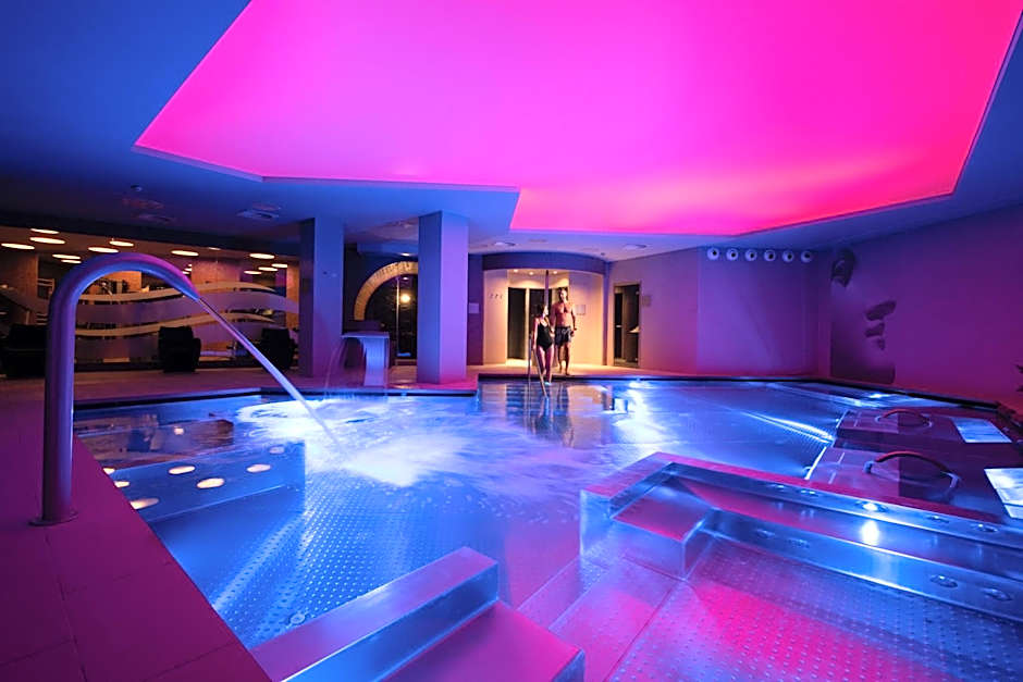 Grand Plaza Hotel & Wellness