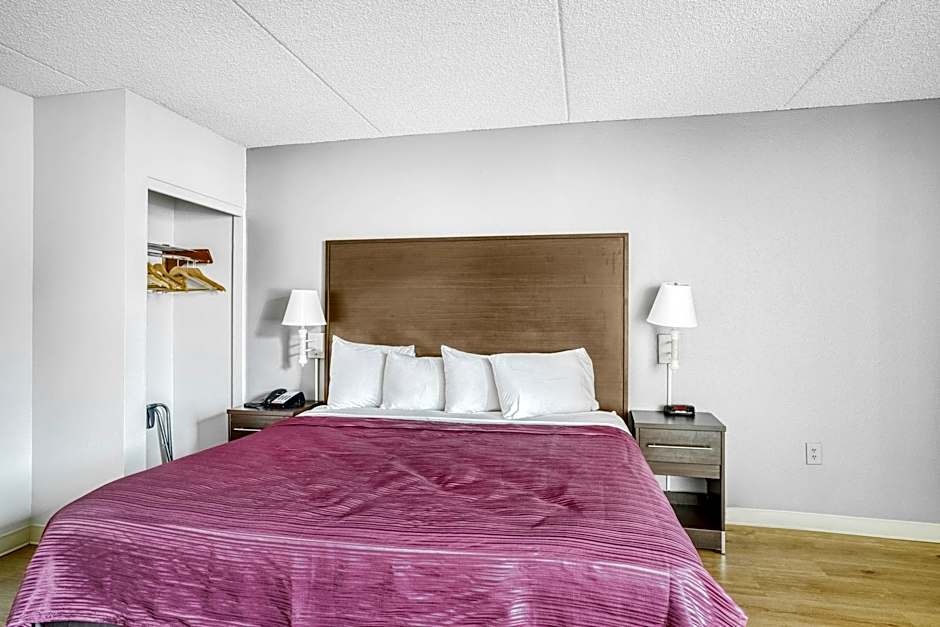 OYO Hotel Burlington South