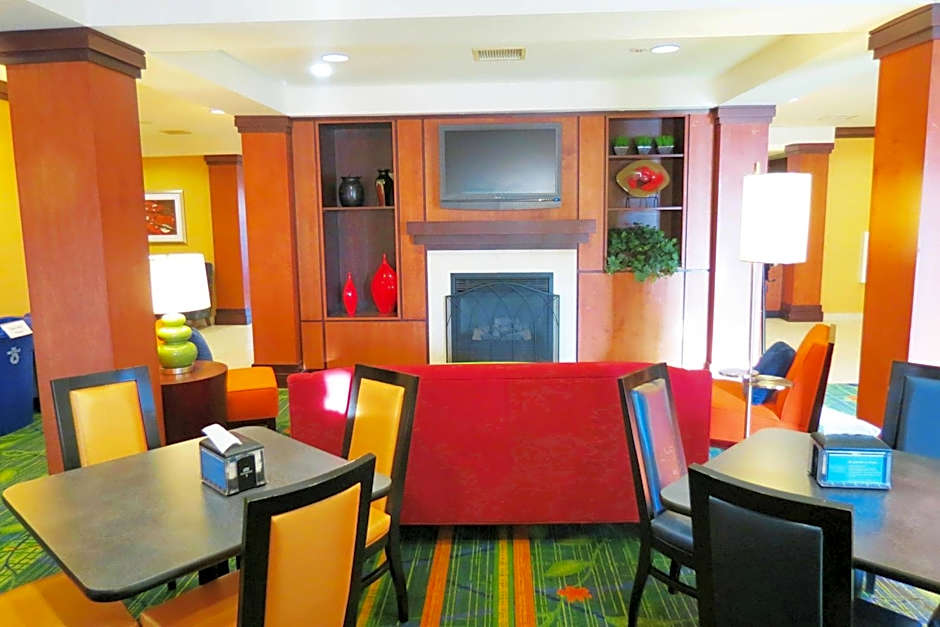 Fairfield Inn & Suites by Marriott Mount Vernon Rend Lake
