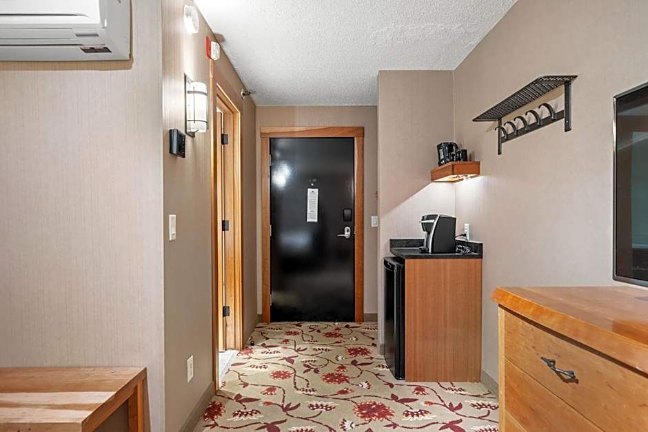 Banff Ptarmigan Inn