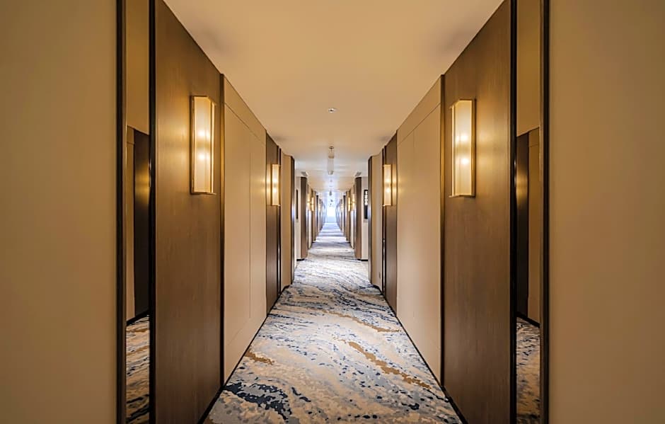 HARRIS Hotel & Conventions Gubeng