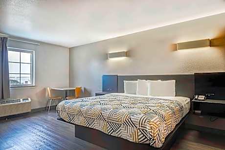 King Room - Non-Smoking