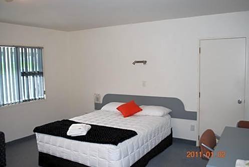 Kapiti Lindale Motel and Conference Centre