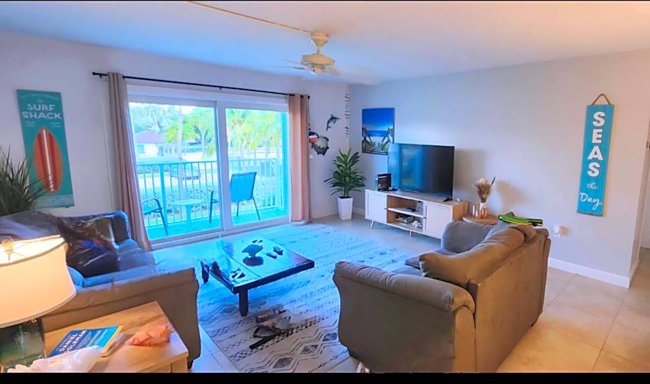 Paradise awaits you at Key Colony Beach