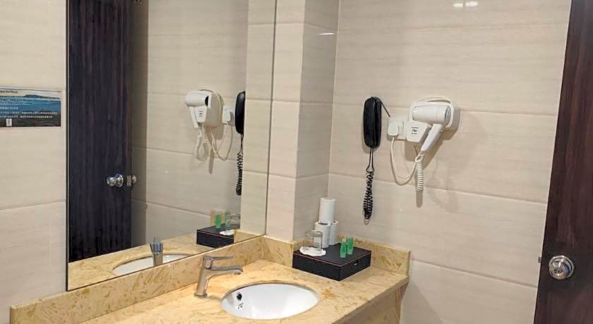 Lintas Platinum Hotel